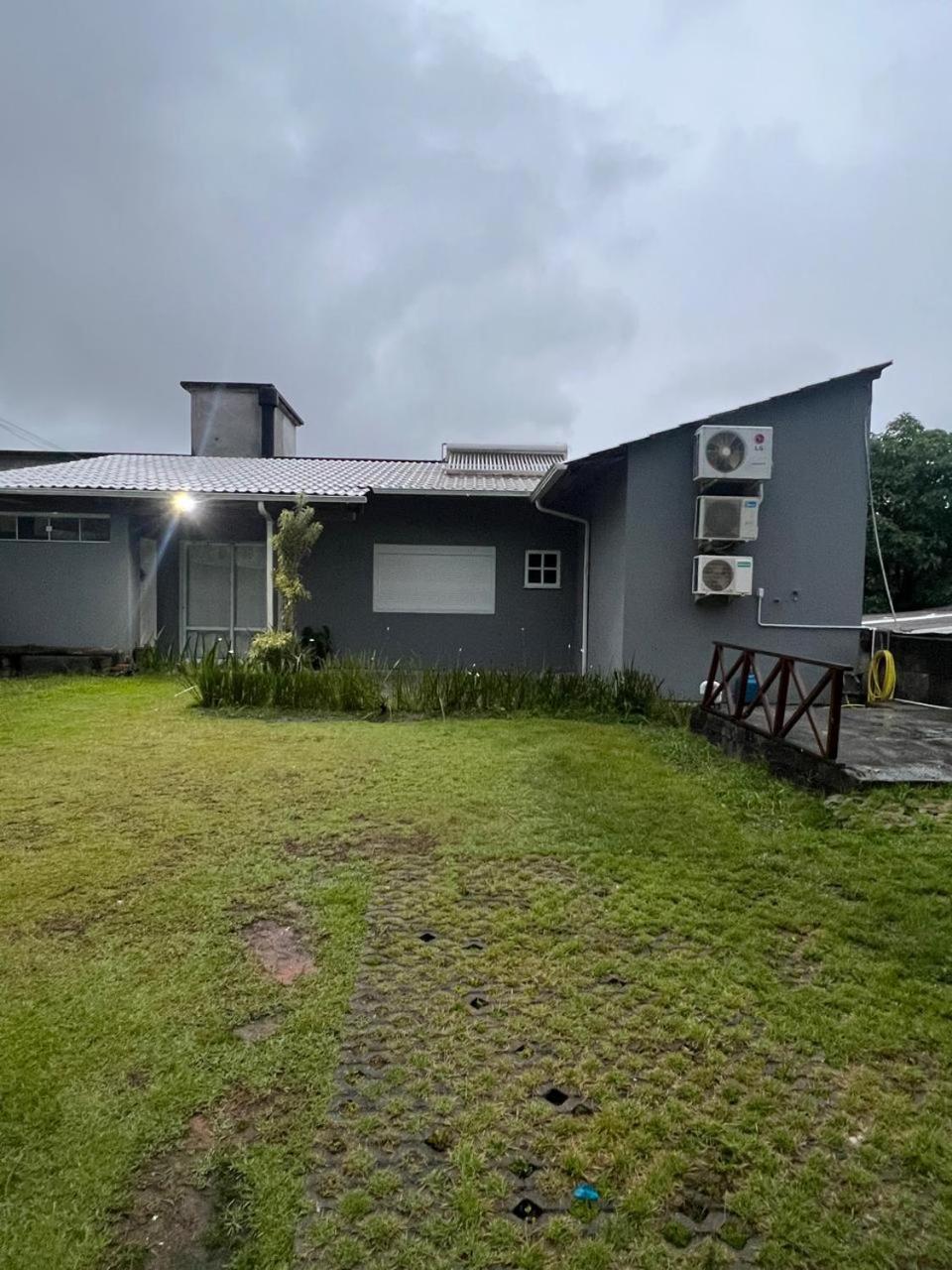 Dhomini Casa de férias